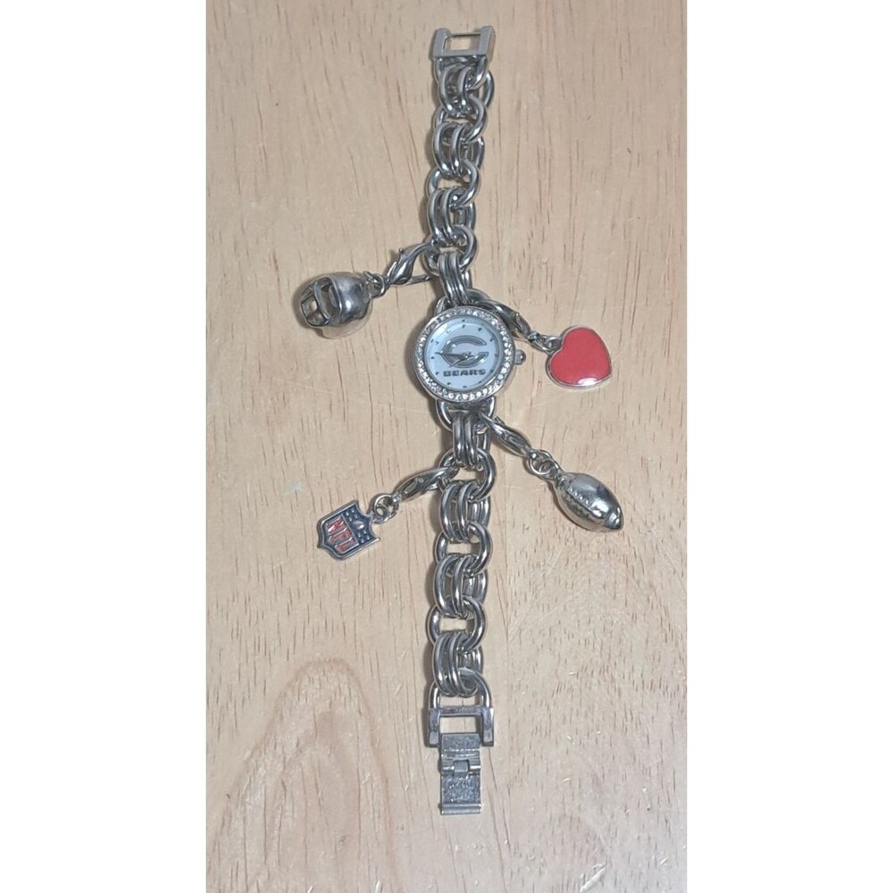 Game Time Chicago Bears NFL Womens Watch Charm Bracelet New Battery 6.5"